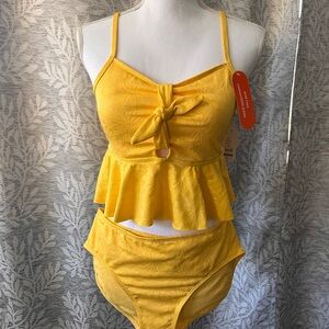 💕Host Pick💕Girls Yellow Ruffled Crop Swim Suit with Bottoms size 14/16 Plus NWT